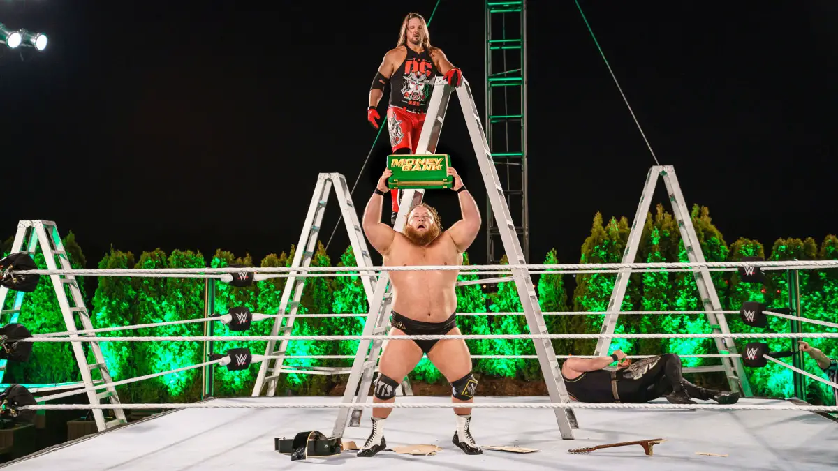 10 Huge WWE Upset Wins That Led To Nothing